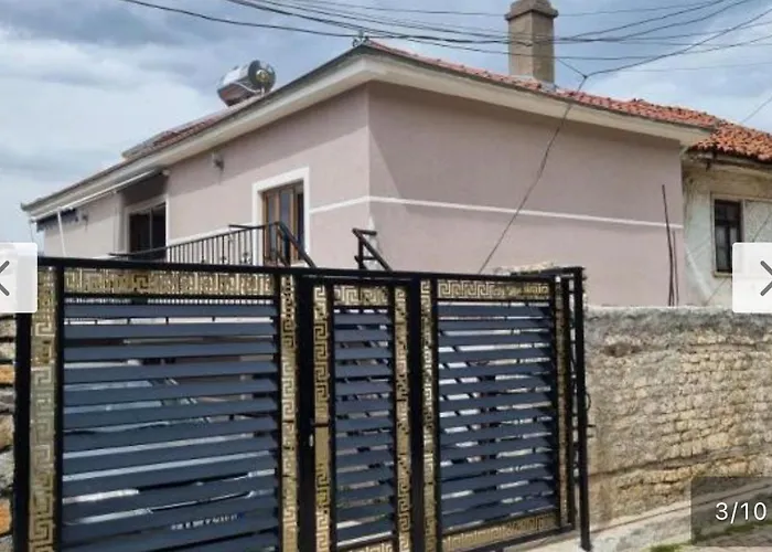 Guest house Stavri Lin